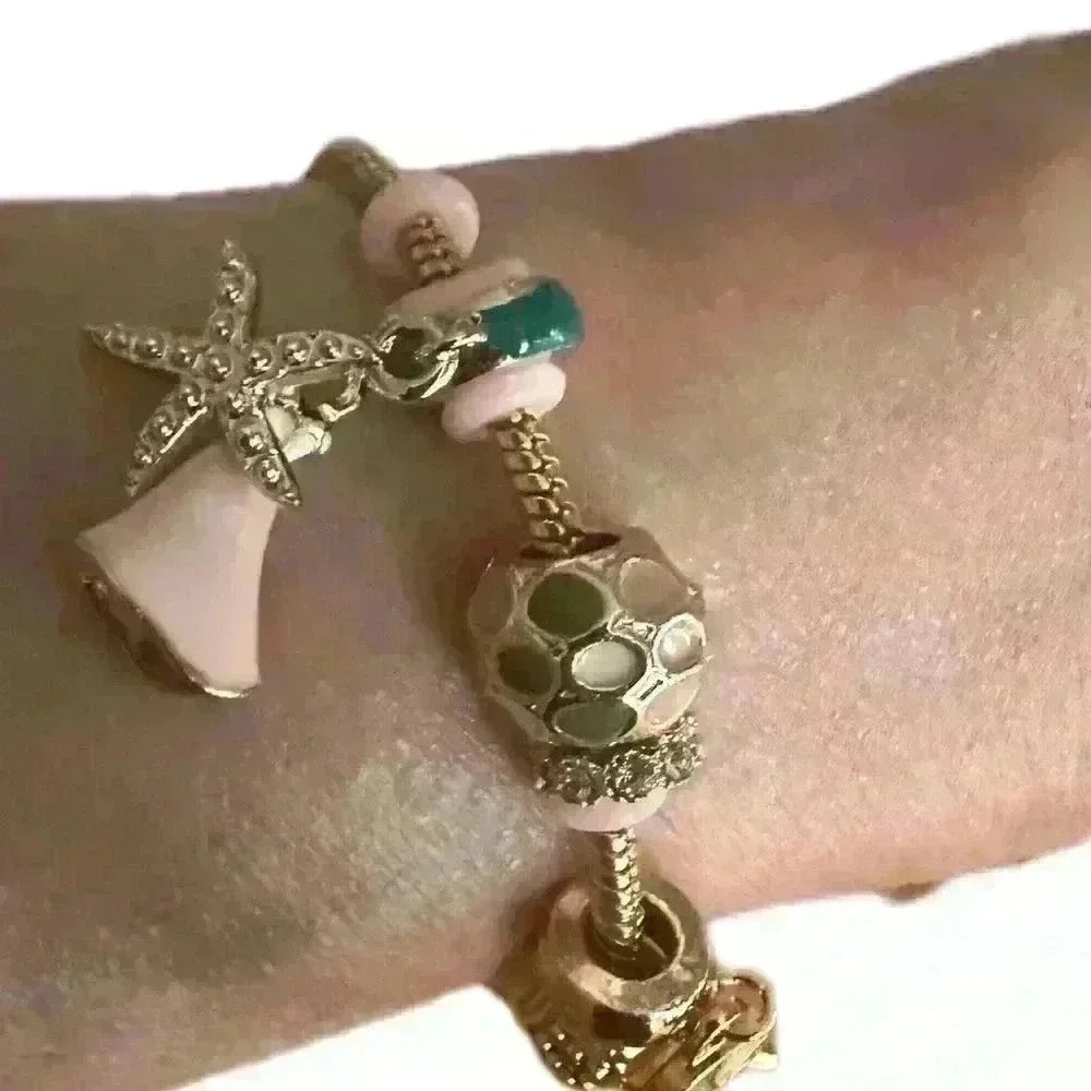 GOLD Tone Adjustable length Charm Beacelet